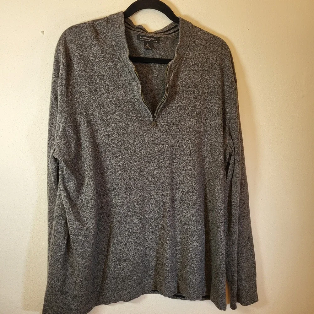 Banana Republic Men's XL‎ Gray Cotton Cashmere Blend 1/4 Zip Sweater